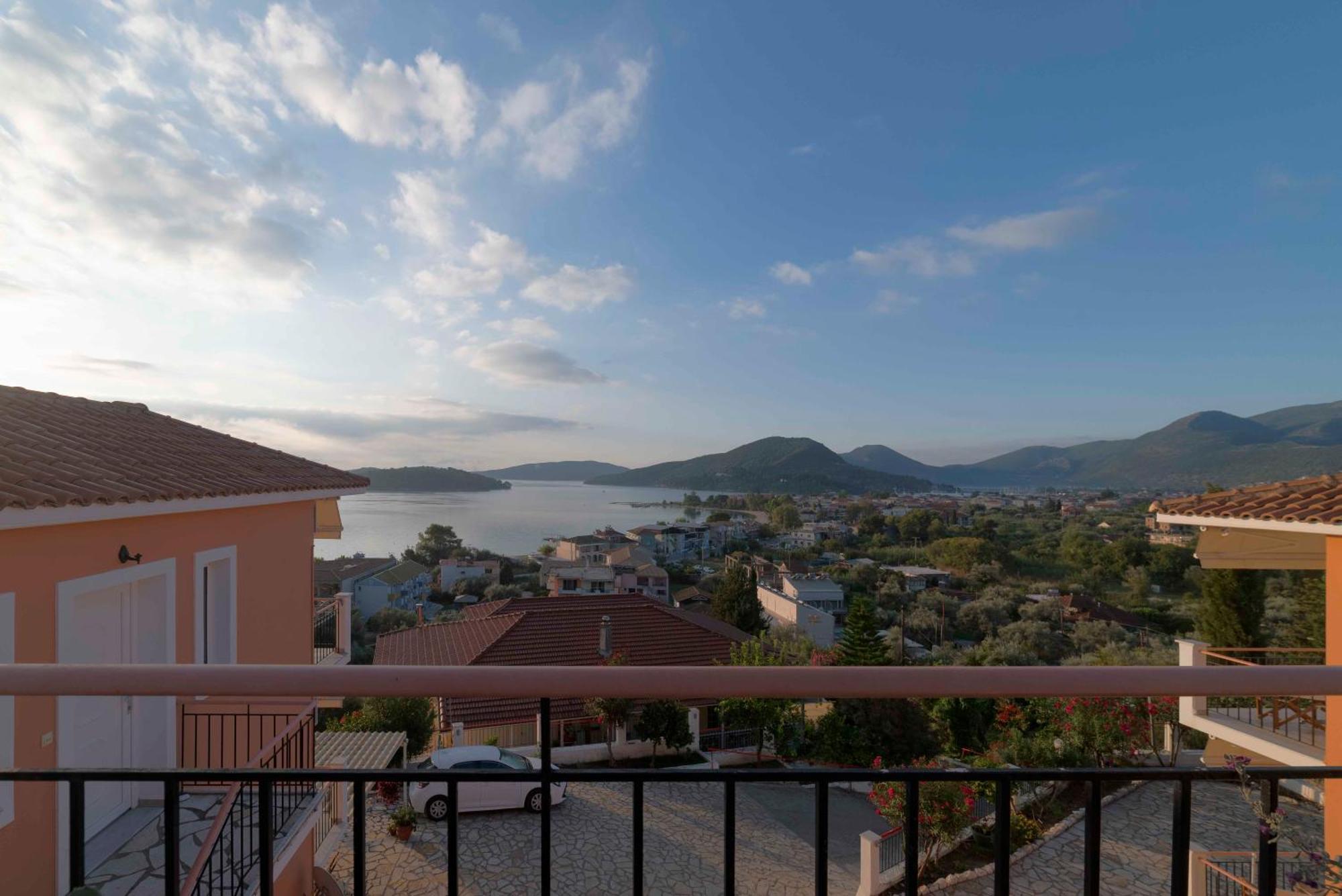 San Lazzaro Aparthotel Nydri  Ngoại thất bức ảnh